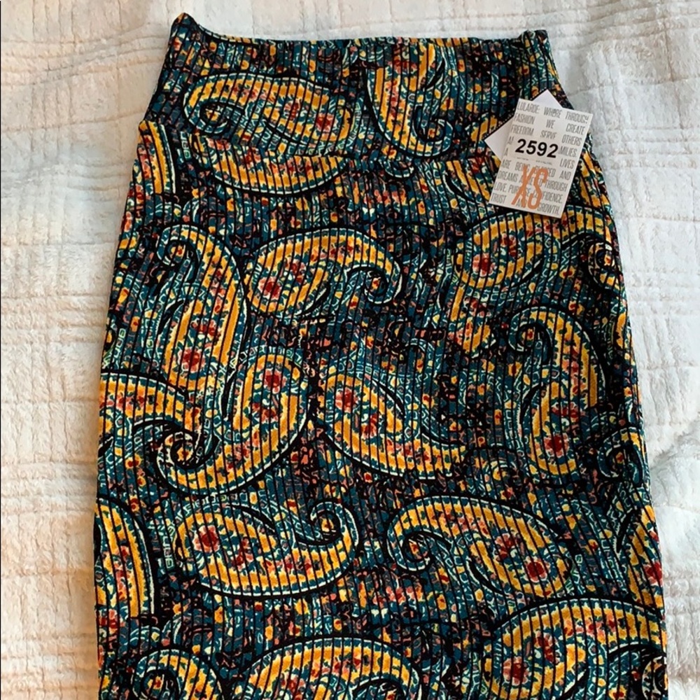 Lularoe Cassie skirt paisley print